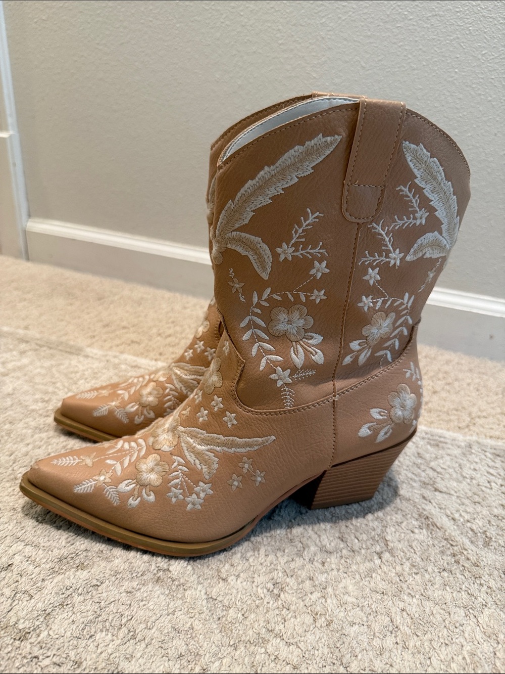 Oasis Society Bailey Western Ankle Boot Mid Calf
